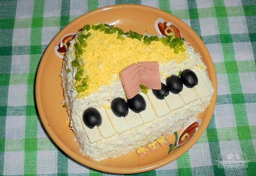 Салат на новый год белый рояль