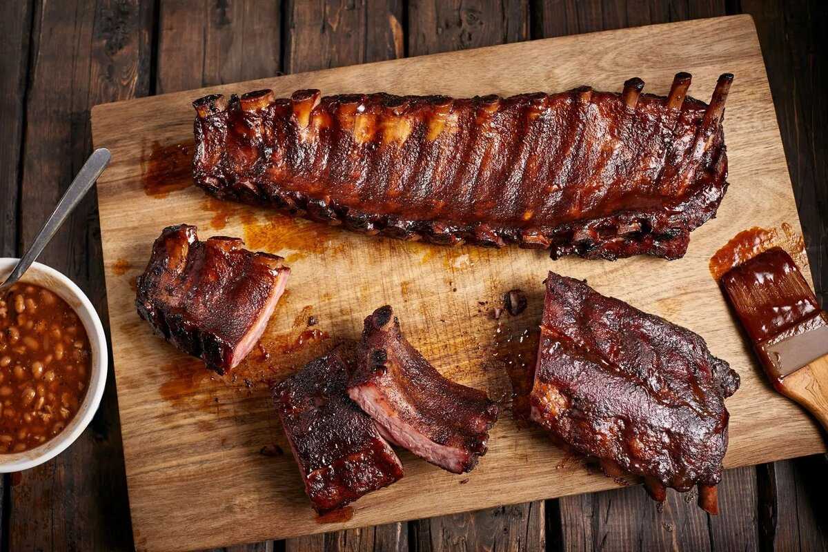 Копченое мясо в домашних условиях: ребрышки, рулька, грудинка приготовленные в коптильне или в духовке