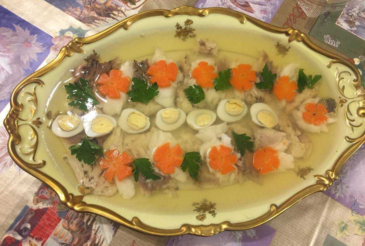 Заливное из рыбы: 7 простых и вкусных рецептов