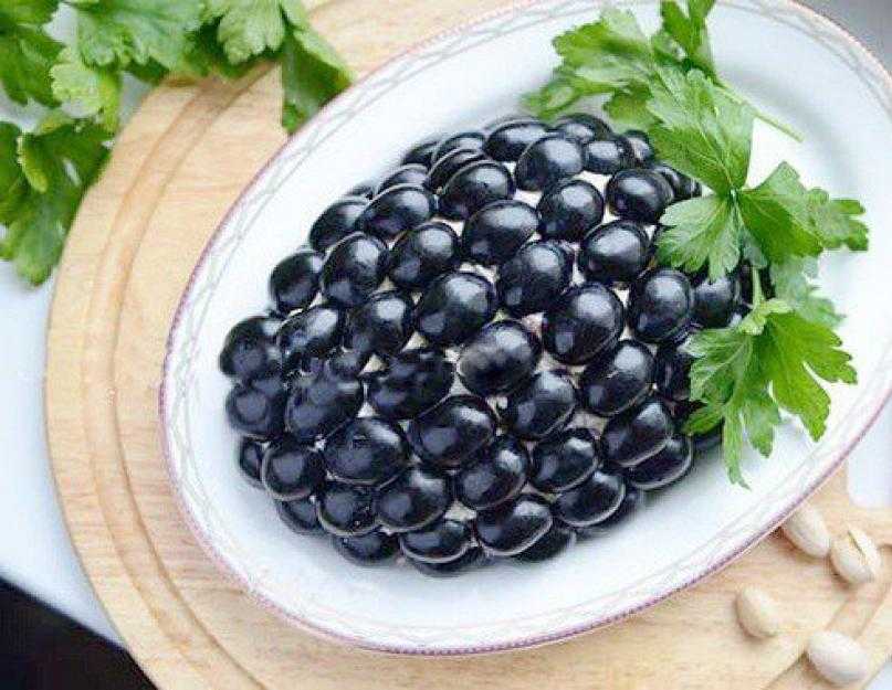 Салат с черносливом и грецкими орехами и курицей и сыром и виноградом. салат с курицей, черносливом и виноградом | домашние рецепты