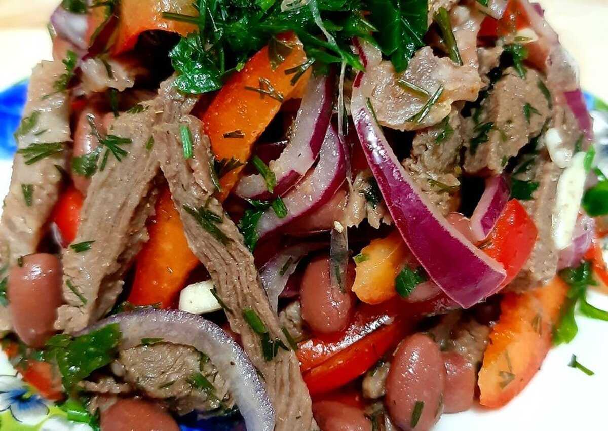 Вкусные салаты с мясом и грибами: фото и рецепты приготовления сытных грибных блюд