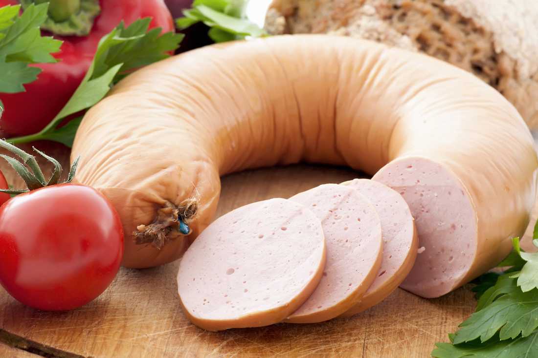 Домашняя колбаса: 8 самых вкусных и аппетитных рецептов