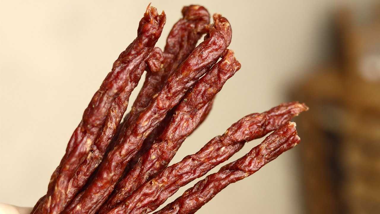 Пивчики из курицы, свинины, говядины и рыбы, приготовленные дома Для сушки используются духовка, электросушилка и дегидратор Рекомендации по рецептуре и хранению деликатеса