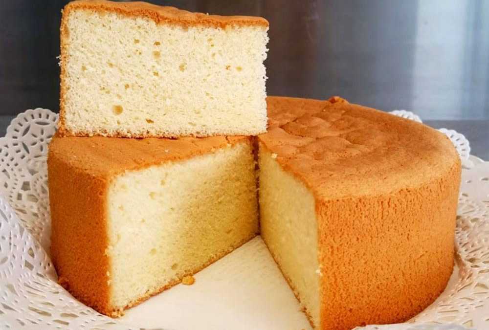 Пышный и простой бисквит для торта: 3 рецепта с фото пошагово в домашних условиях - сладкие хроники