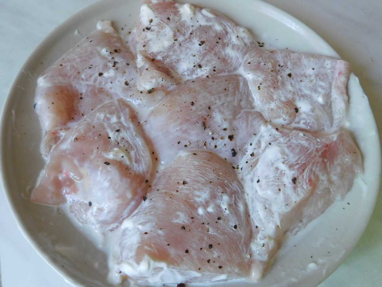 Салат «изумрудный браслет» с курицей и киви: 5 рецептов