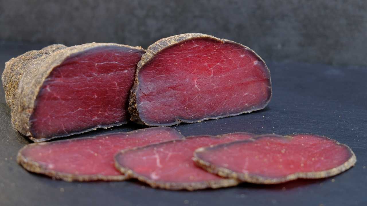 Как приготовить вяленую куриную грудку: пошаговые рецепты с фото