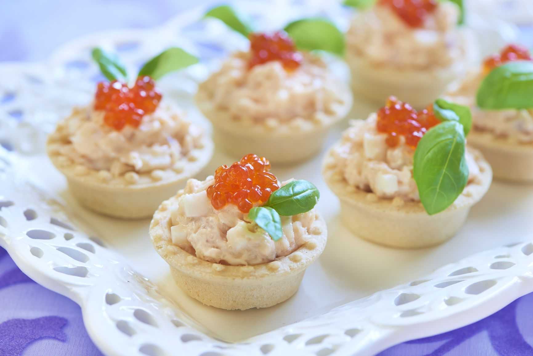 Тарталетки с икрой – 4 вкусных рецепта