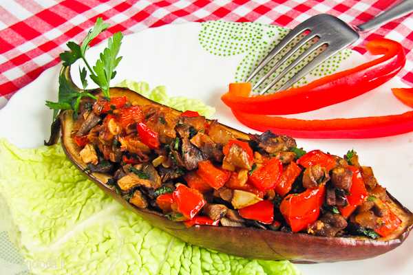Баклажаны, фаршированные грибами как у мамы — очень вкусно по-домашнему