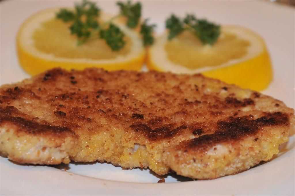 Шницель - что это такое и как вкусно готовить из свинины, говядины, рыбы, индюшатины или капусты