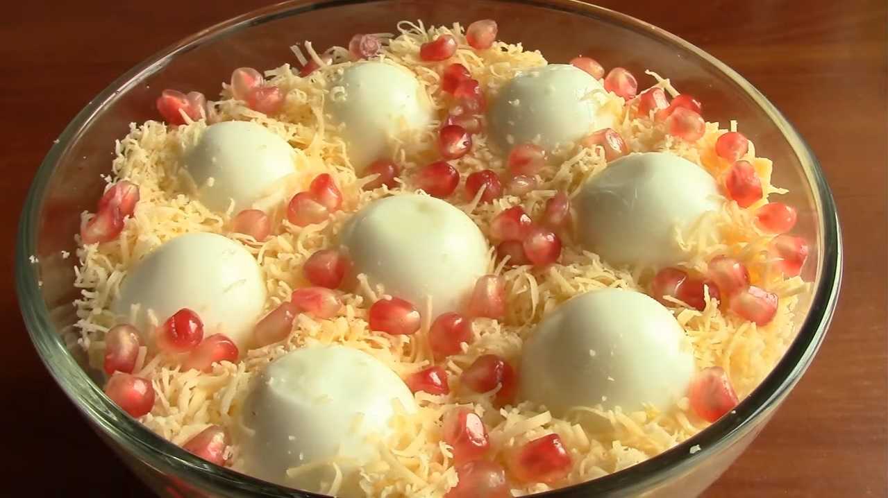 Салат сугроб – 7 простых рецептов приготволения