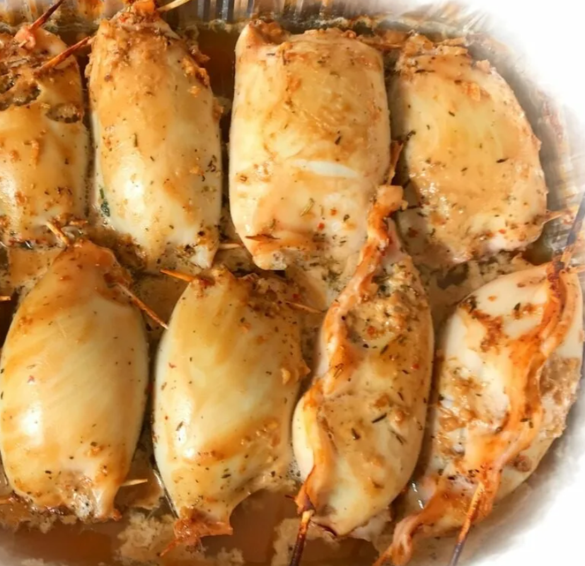 Кальмары, фаршированные фаршем — 10 пошаговых рецептов