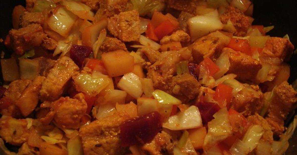 Овощное рагу с картошкой и капустой