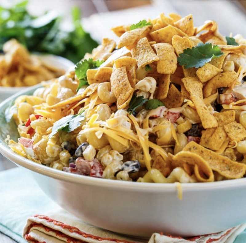 Салат подсолнух с чипсами: рецепт классический с кукурузой (фото пошагово, видео)