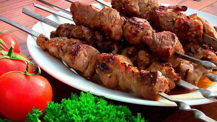 Сочный шашлык из свинины - 7 самых вкусных маринадов, чтобы мясо было мягким