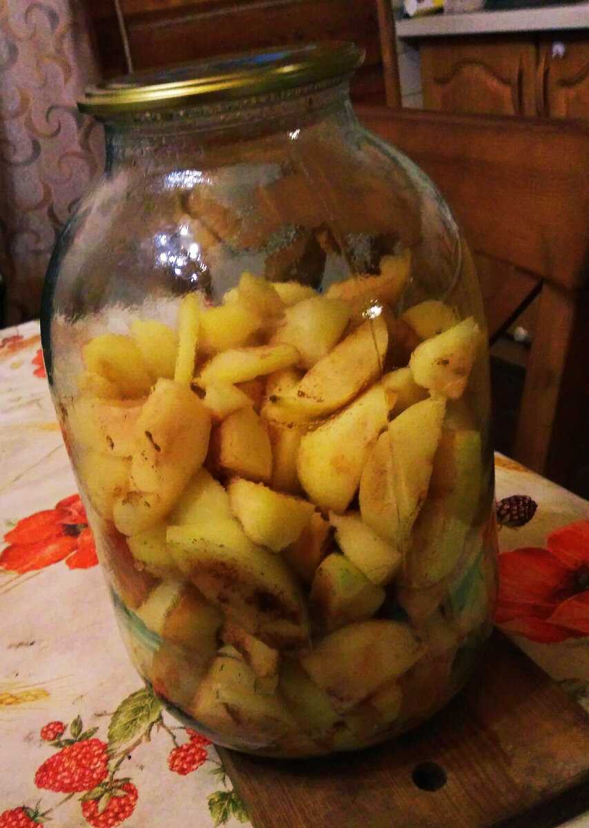 Вкусный компот из яблок на зиму: ингредиенты на 3 литровую банку