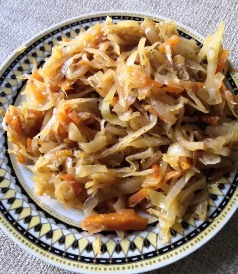 Бигус из свежей и квашеной капусты: классические рецепты