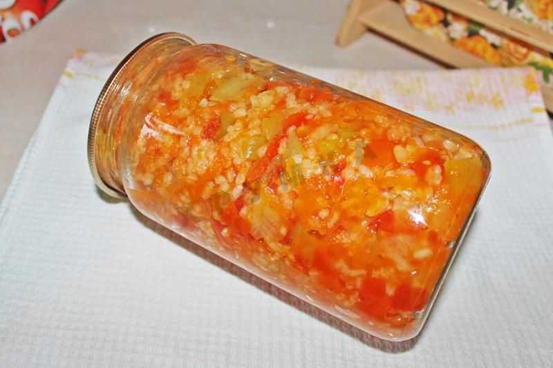 Салат с рисом на зиму