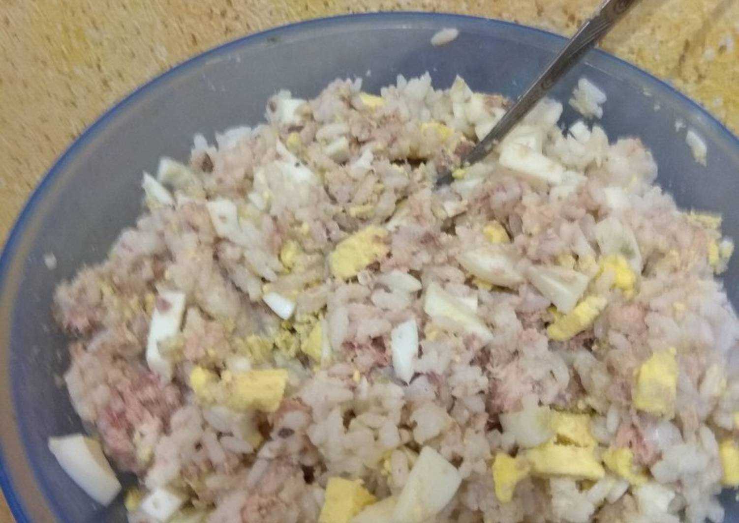Салаты с рыбными консервами: 20 рецептов быстро, просто и вкусно