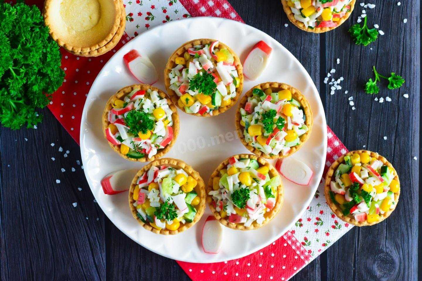 Что положить в тарталетки: 10 простых и вкусных начинок на праздничный стол :: инфониак