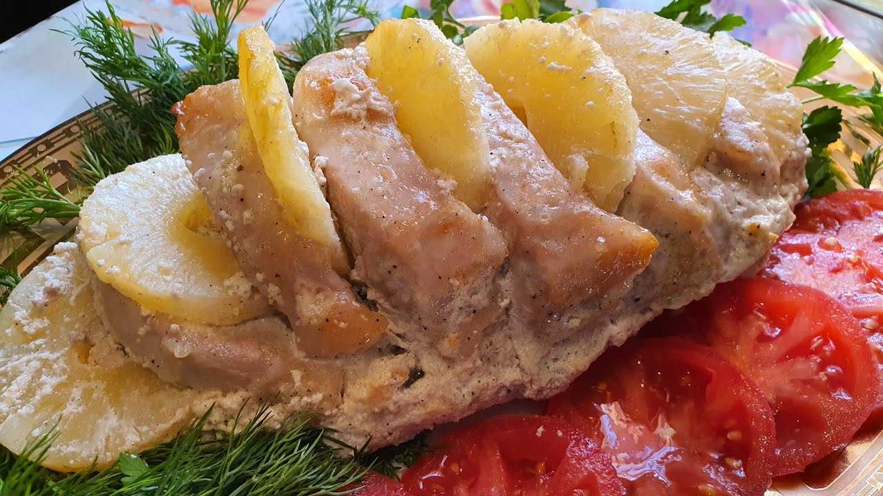 Сочные отбивные из свинины с ананасом и сыром в духовке