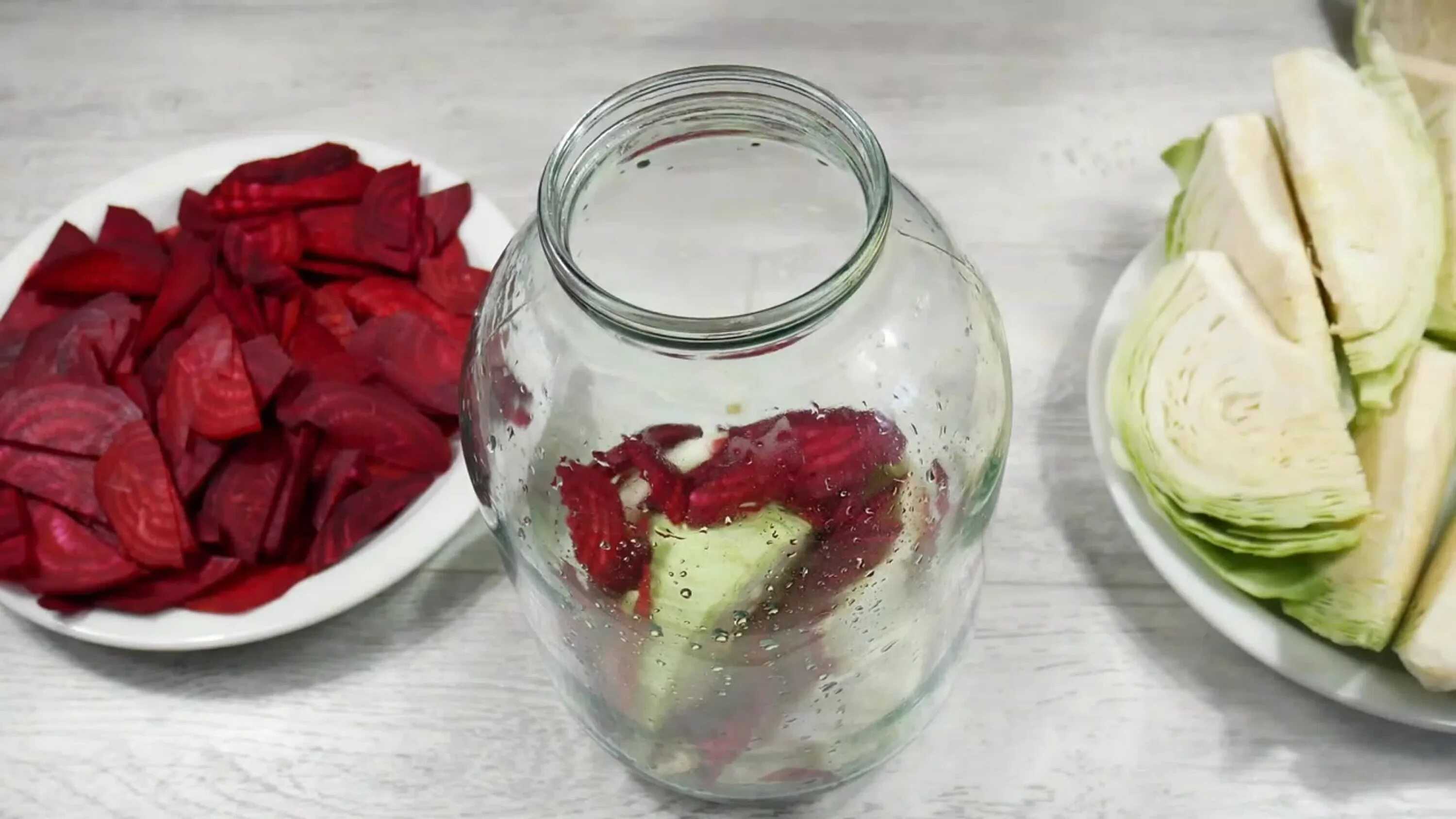 Салаты из свеклы на зиму: рецепты с фото очень вкусные