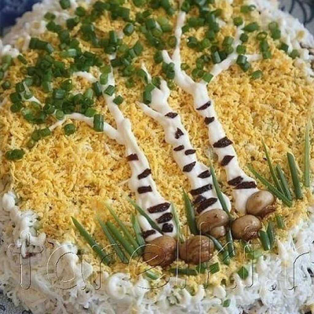 Салат с крабовыми палочками на праздничный стол
