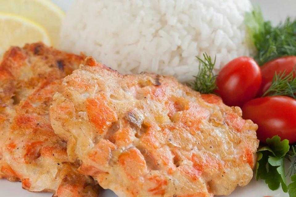 Блюда из рыбного фарша — что можно приготовить, рецепты с фото