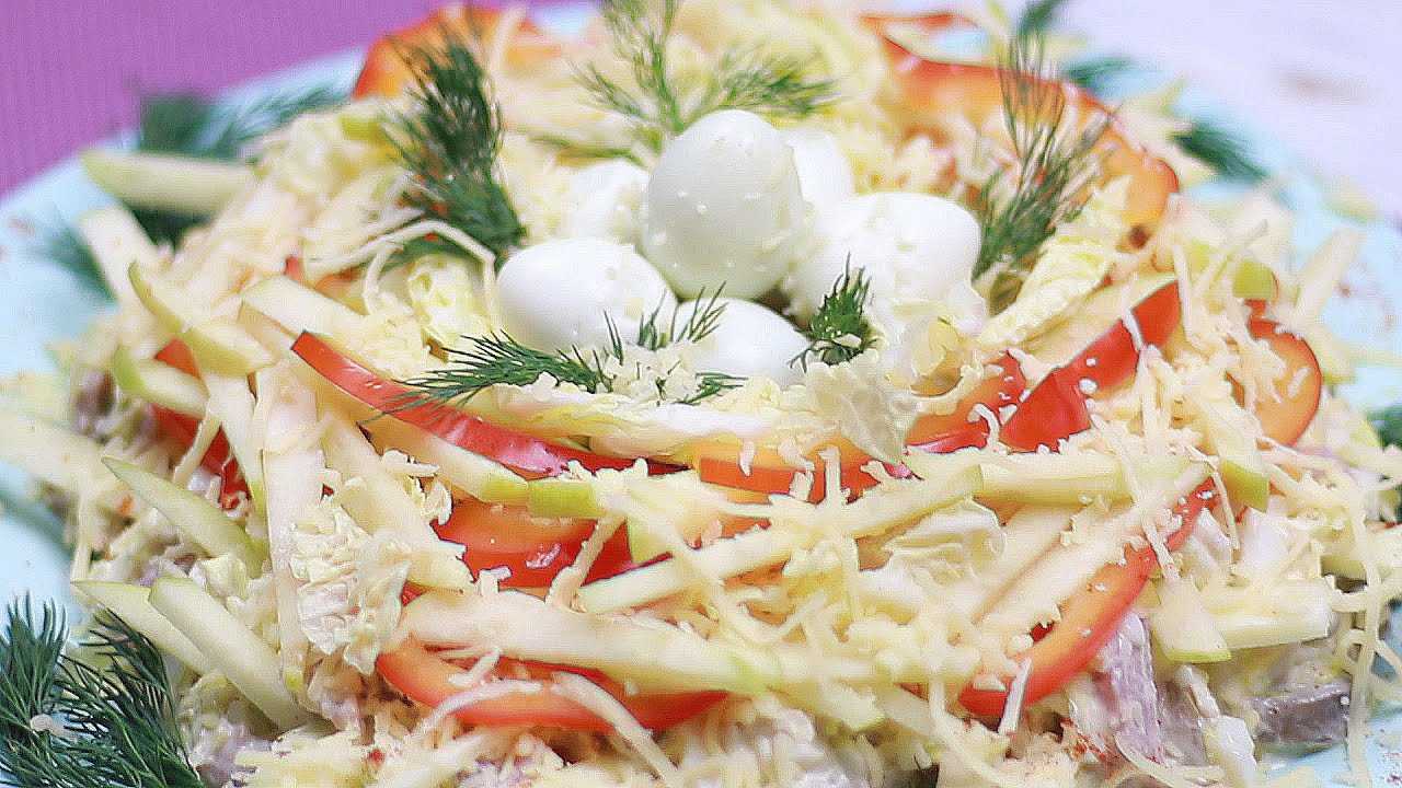 Салат ласточкино гнездо с перепелиными яйцами