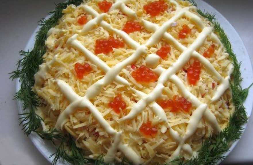 Салат с крабовыми палочкам и апельсином (очень вкусный рецепт)