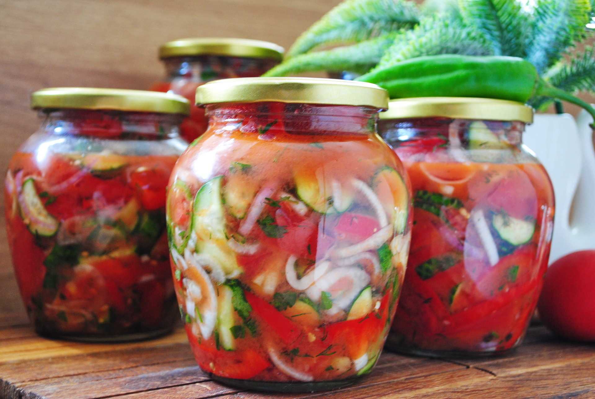 20 самых вкусных салатов на зиму