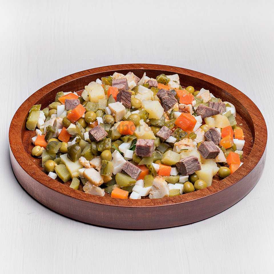 Салат с говядиной: топ-10 самых вкусных и аппетитных рецептов