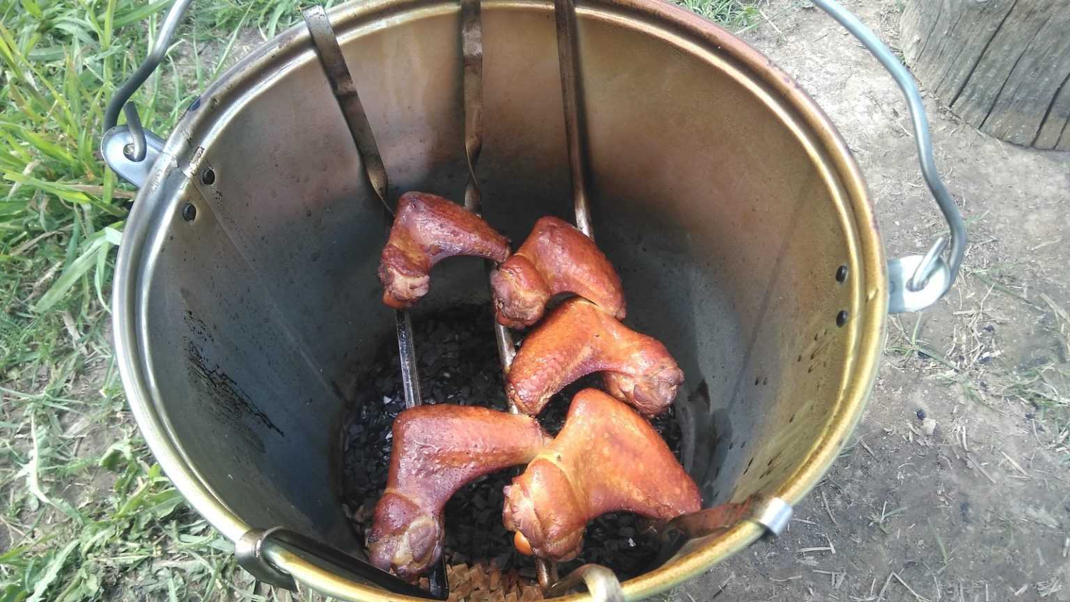 Как сделать коптильню своими руками - smokehouse