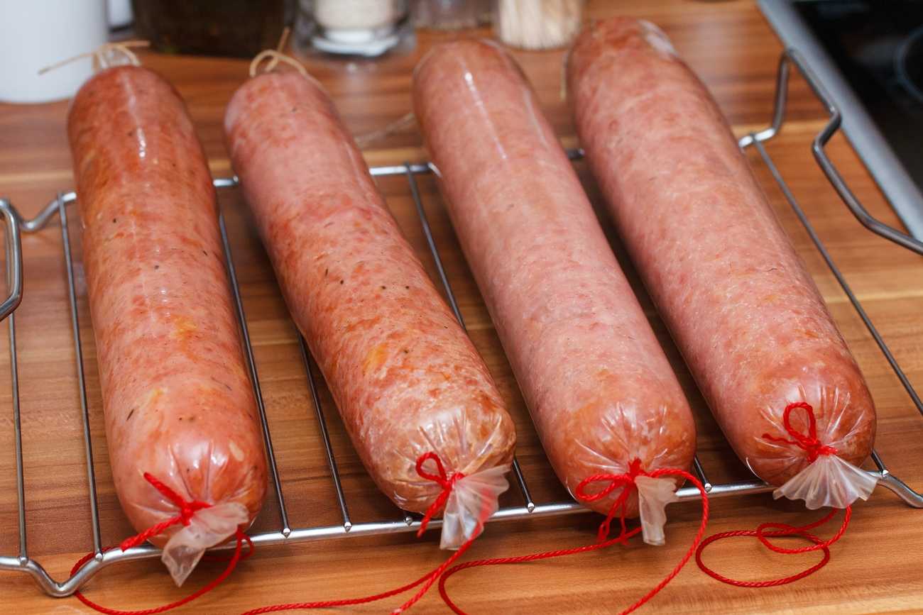 Колбаса домашняя – самый вкусный рецепт