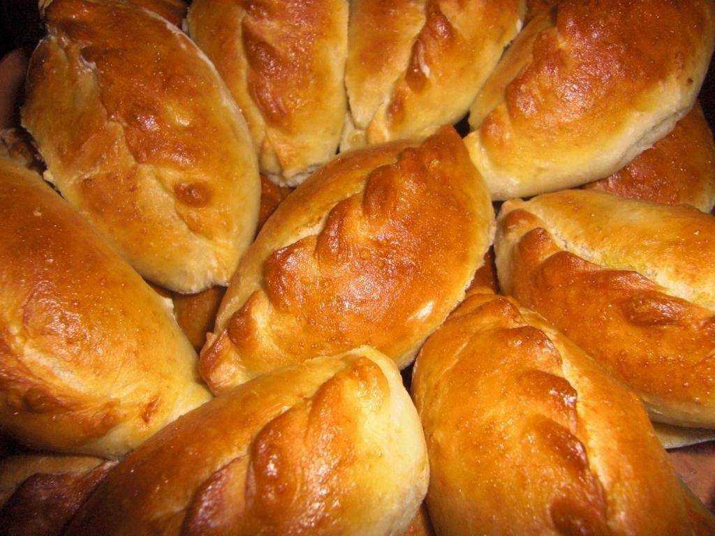 Пирожки с сыром – 8 рецептов, как приготовить вкусные и аппетитные домашние пирожки