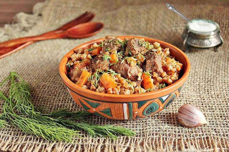 Гречка с мясом и с грибами по купечески в казане на костре