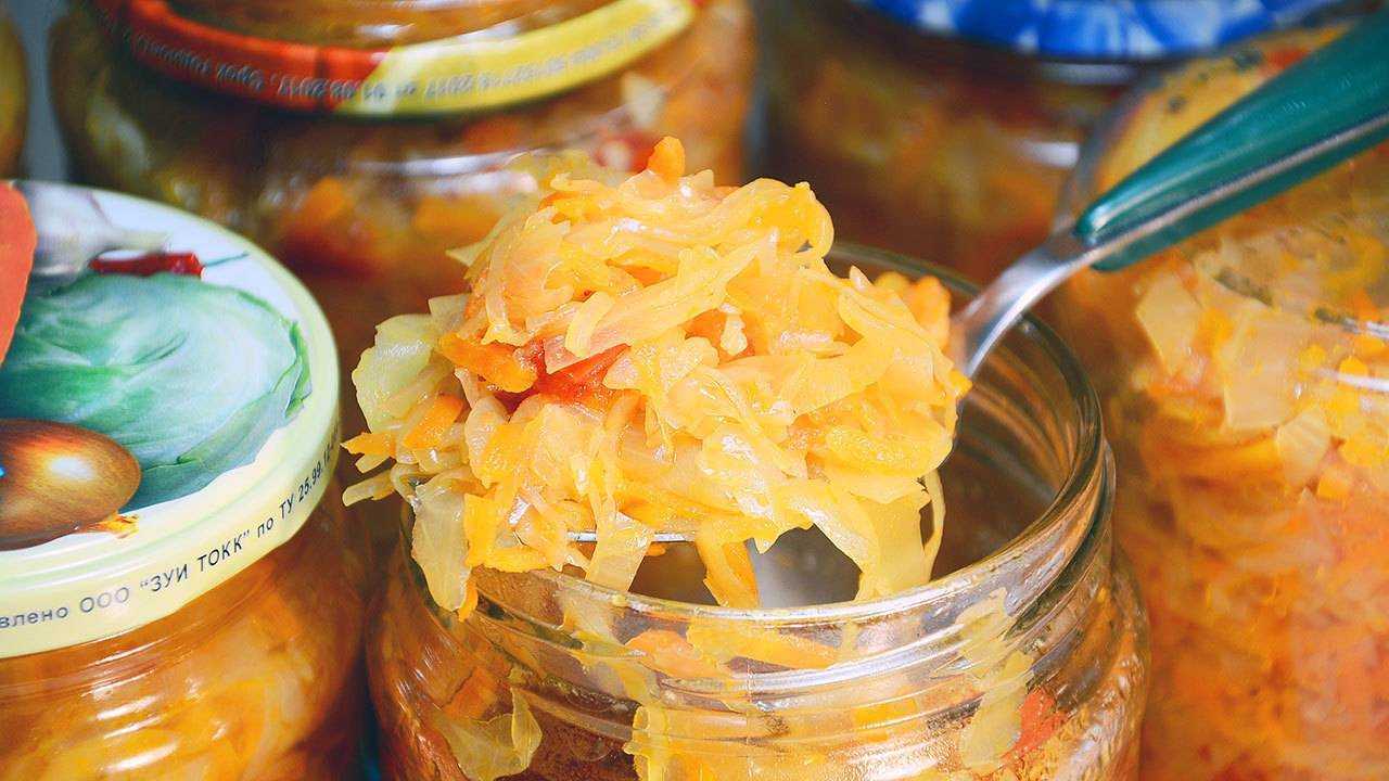 Щи на зиму в банках - рецепты с капустой