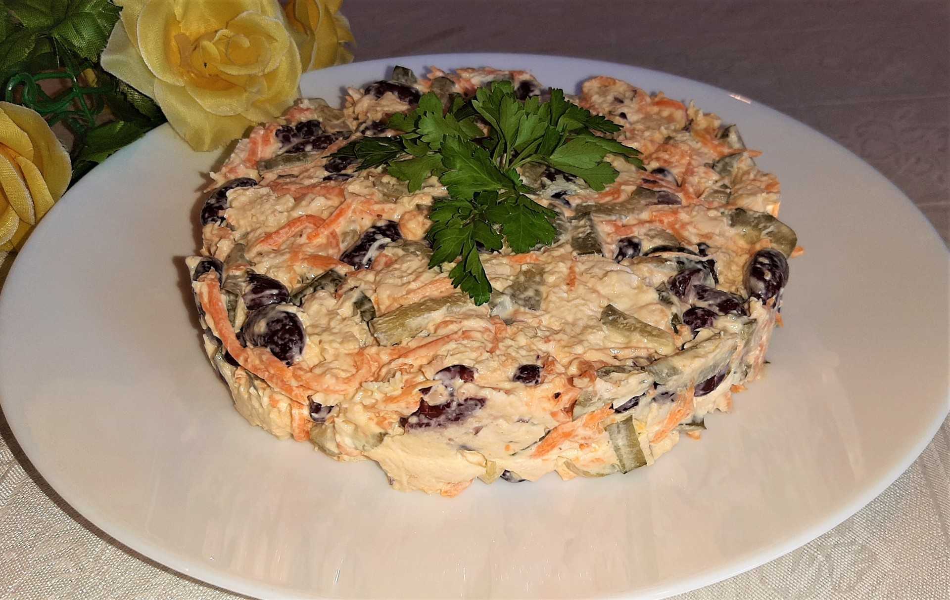 Салат с фасолью и сухариками: рецепты с фото пошагово