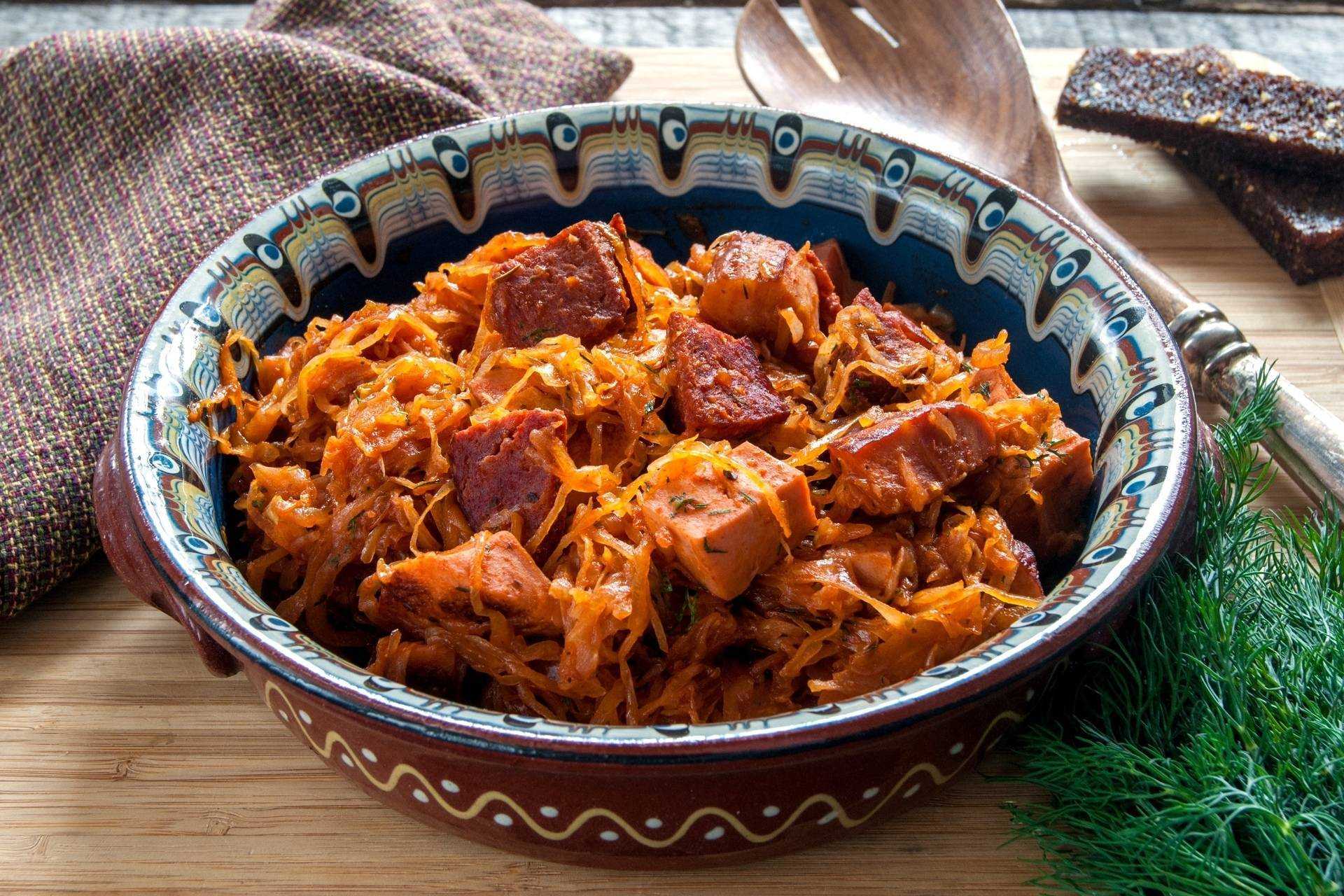 Солянка из квашеной капусты с мясом: 5 рецептов, советы