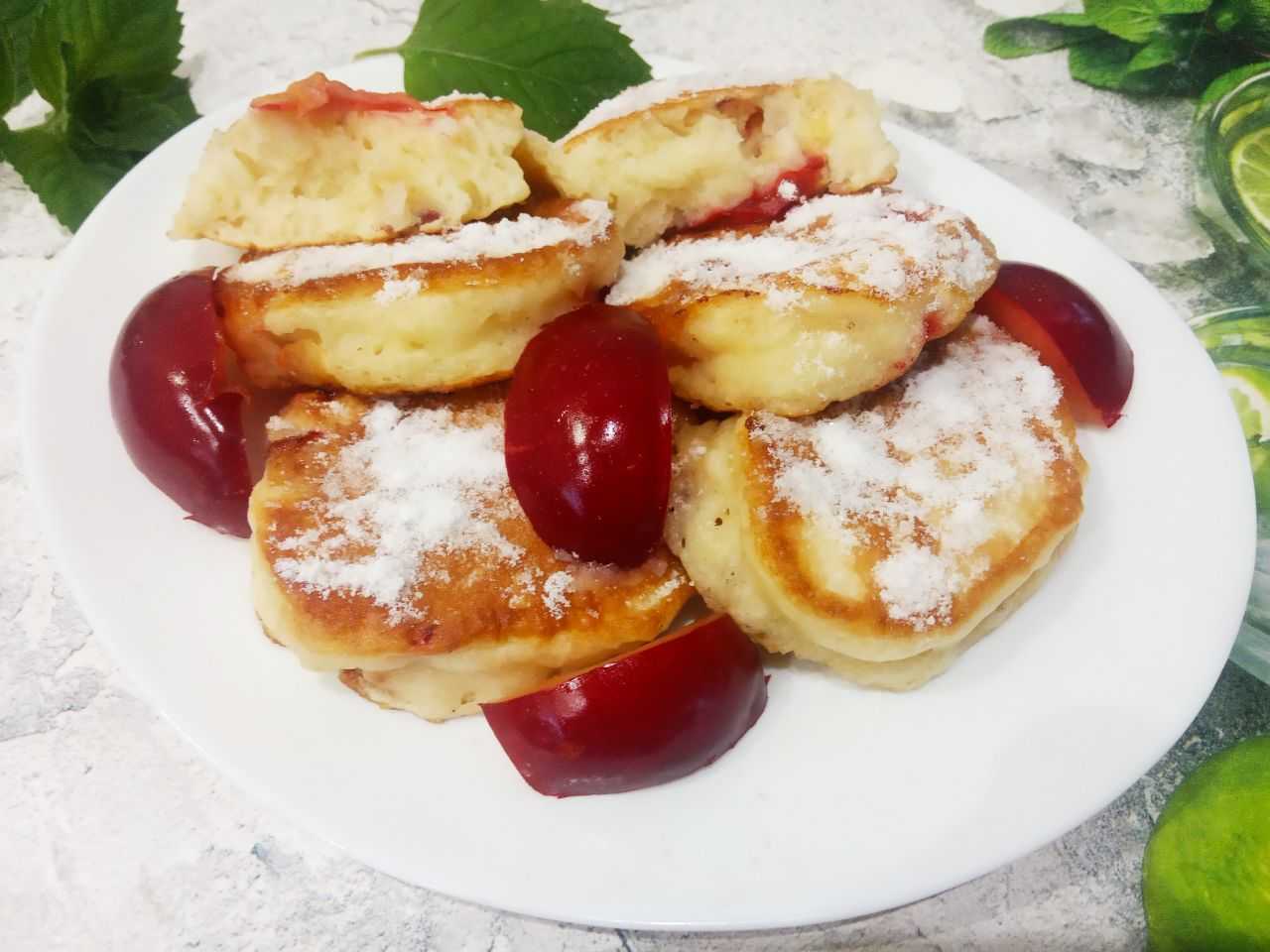 Рецепт как приготовить оладьи  на кефире (пышные)