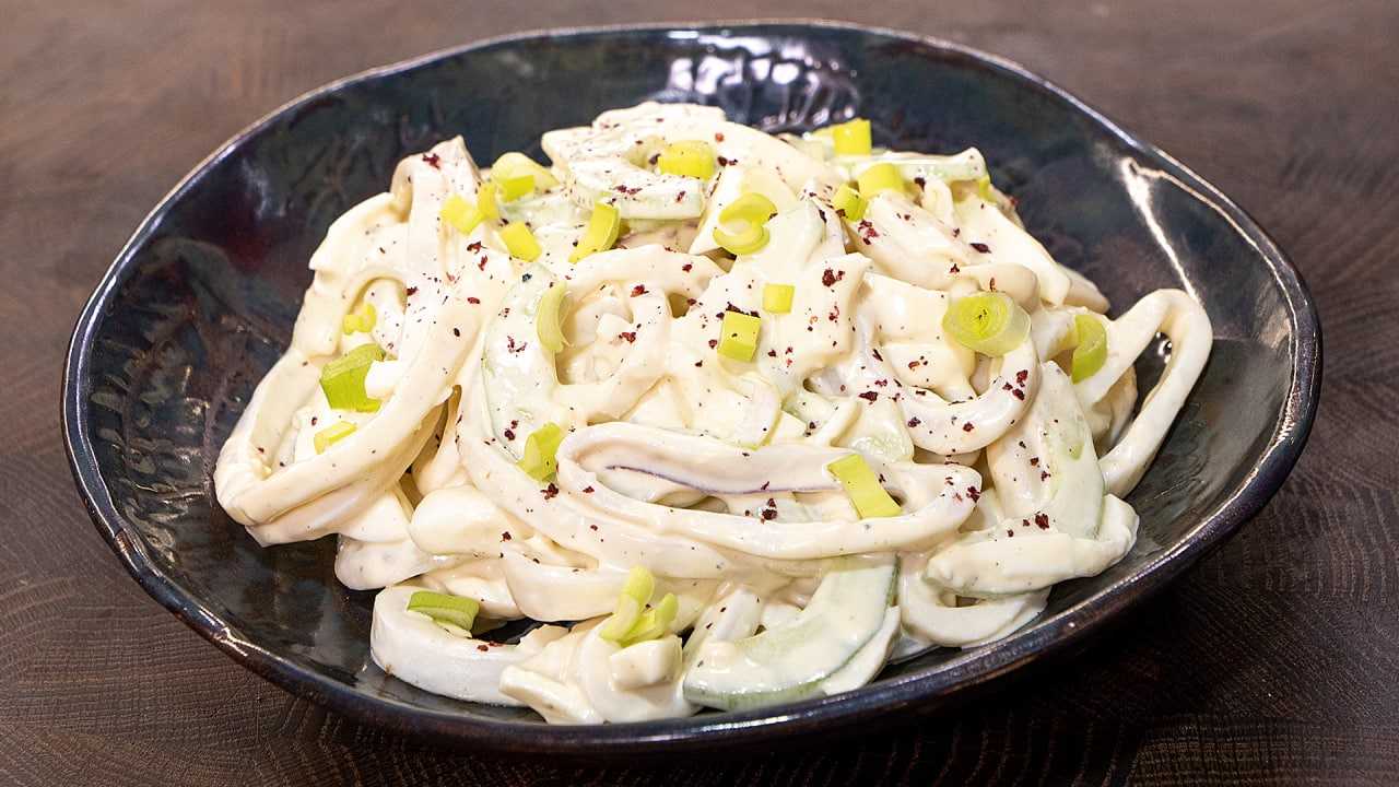 Салат из кальмаров - 25 рецептов очень вкусных салатов