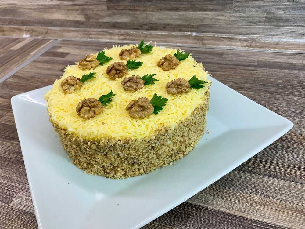Салаты с курицей, ананасом и грибами - лучшие рецепты. как правильно и вкусно приготовить салат с курицей, ананасом и грибами - автор екатерина данилова - журнал женское мнение