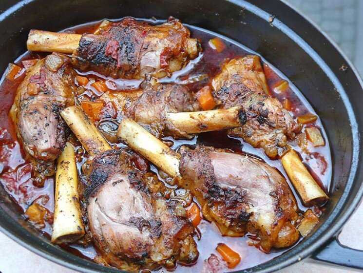 Свиная рулька в духовке – 10 пошаговых рецептов как вкусно ее приготовить