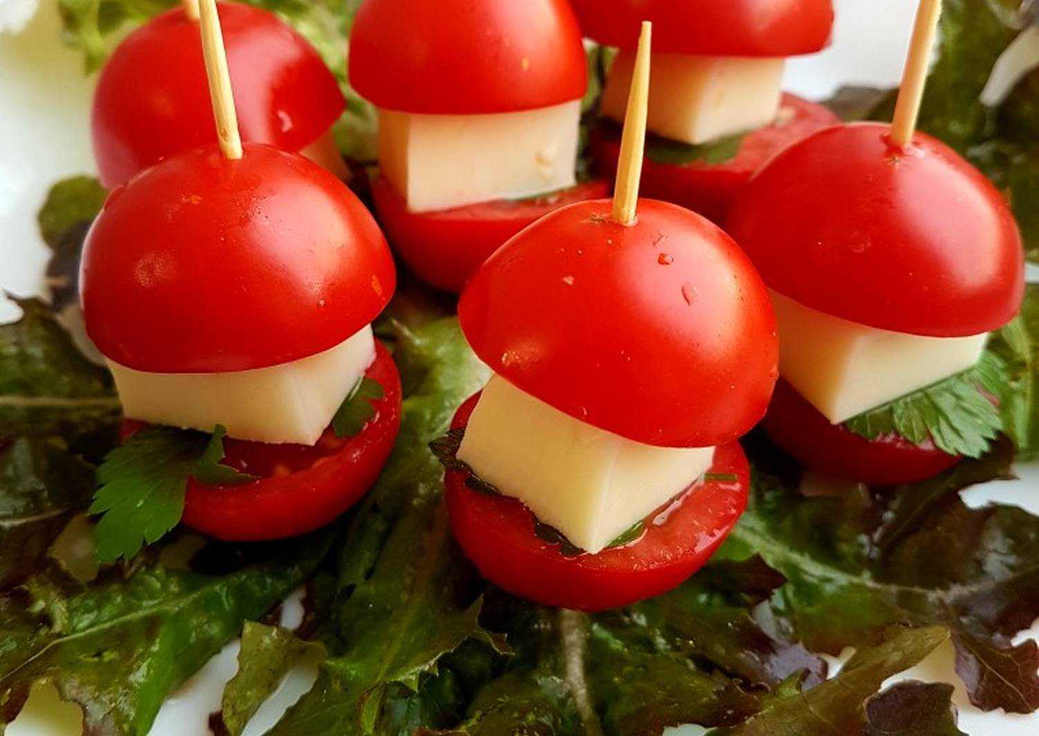 Канапе на шпажках на праздничный стол. простые и вкусные рецепты канапе
