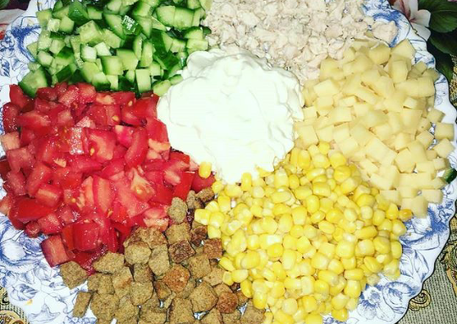 Салат с помидорами и сыром – 9 рецептов салата