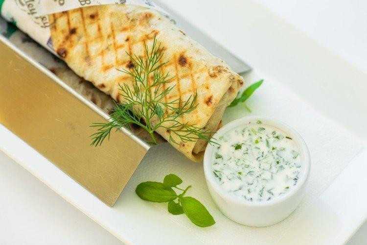 Очень вкусная шаурма в домашних условиях + рецепт соуса
