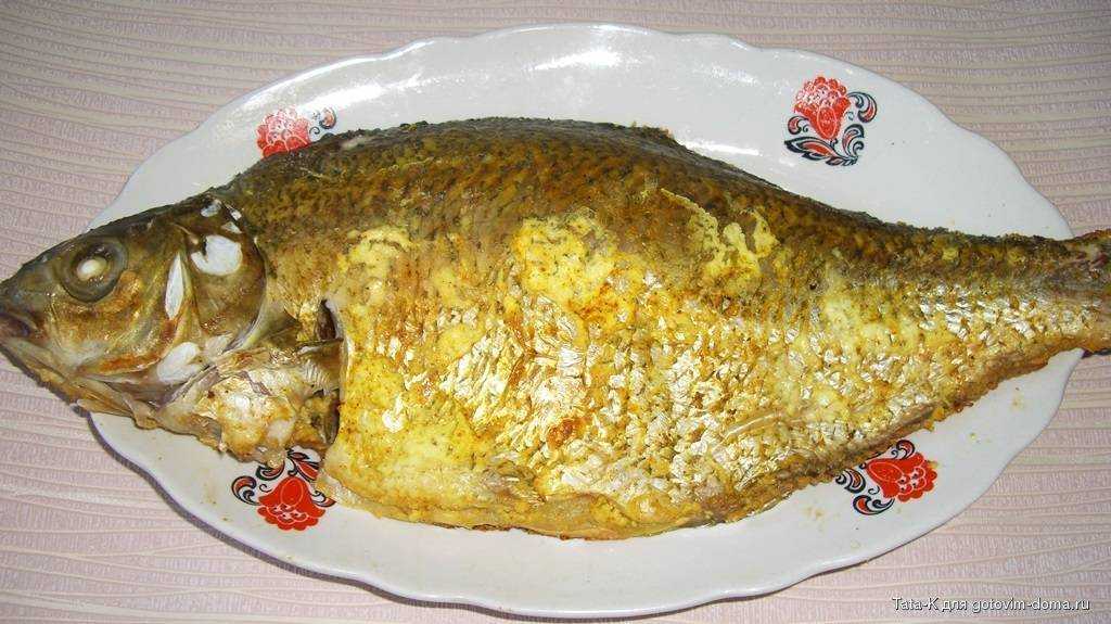 Как вкусно приготовить леща — рецепты в духовке, на сковороде. как жарить леща рецепты