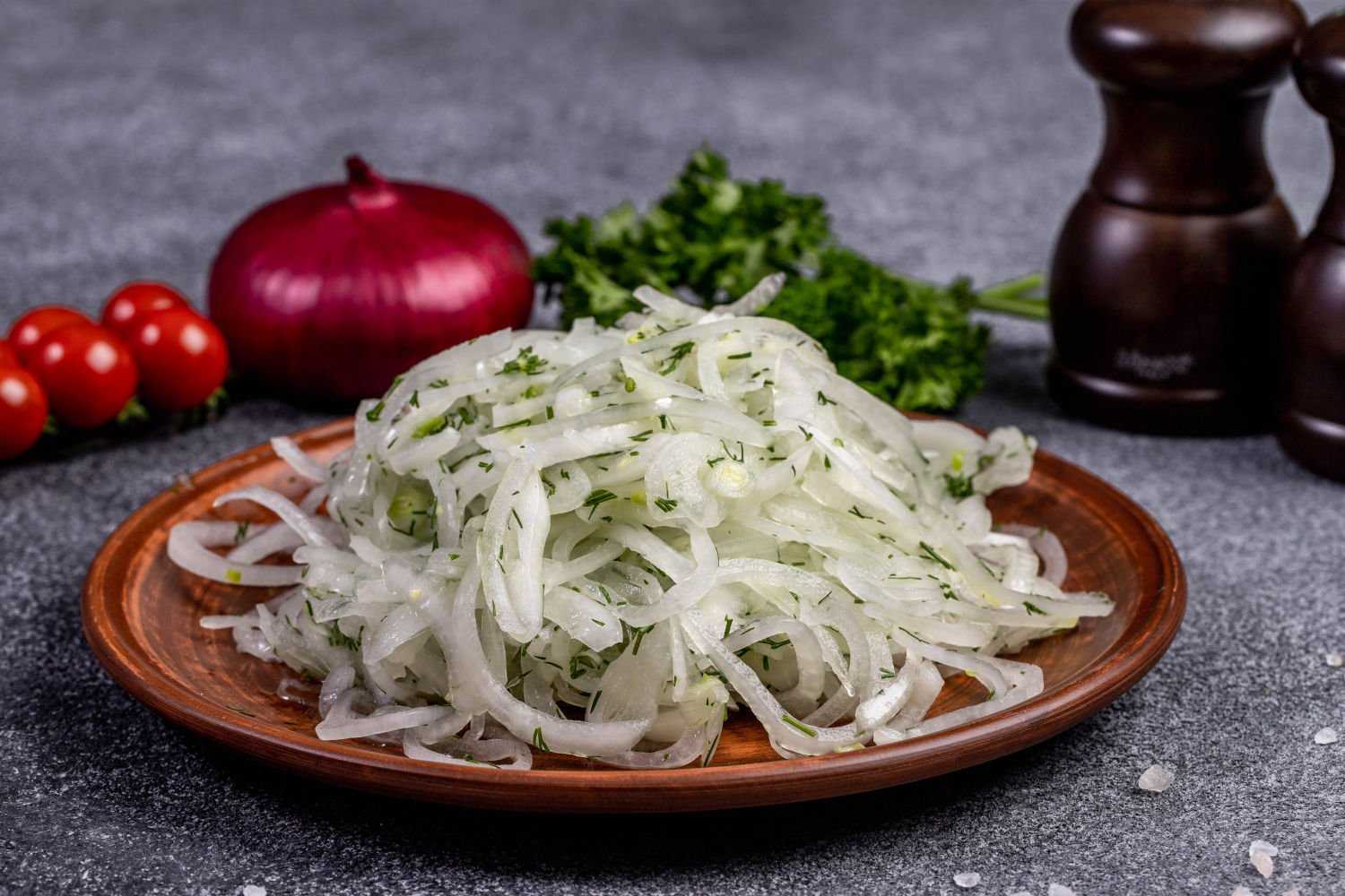 Как замариновать лук для винегрета. маринованный лук.  это очень вкусный маринованный лук, подходит к салатам (винегрет, квашенная капуста и. т. д), шашлыку, первым блюдам, грибам. | шедевры кулинарии