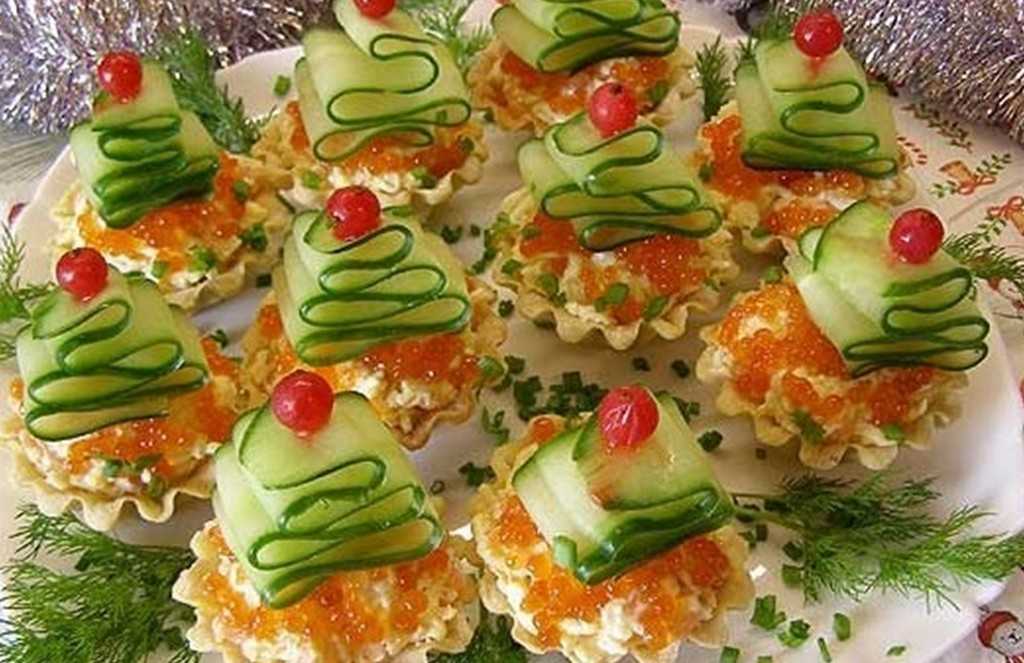 Финики в беконе с орехами и сыром | totrecept.com
